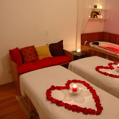 DAY SPA ROMÂNTICO DE DEGUSTAÇÃO com 03 compl.